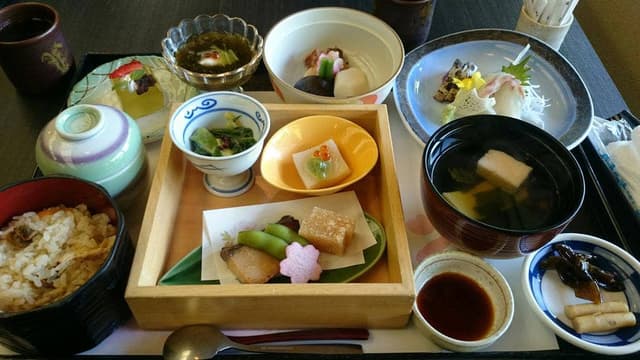 由志園 料亭菖蒲 - サブ画像1