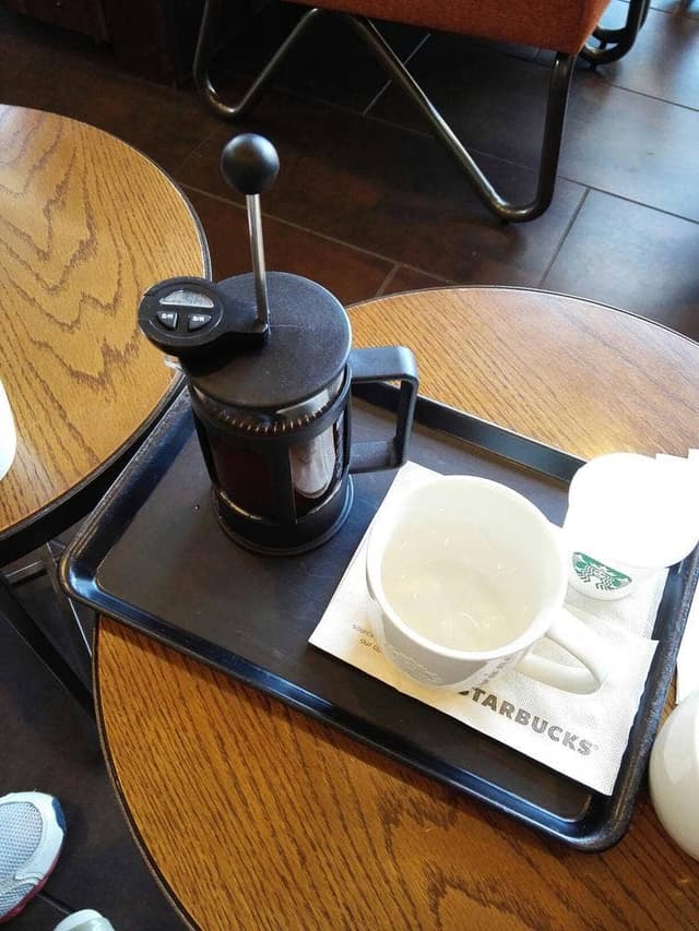 スターバックス コーヒー 厚木及川店 - サブ画像1
