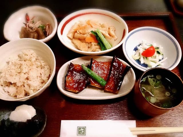 やお屋の二かい - サブ画像1