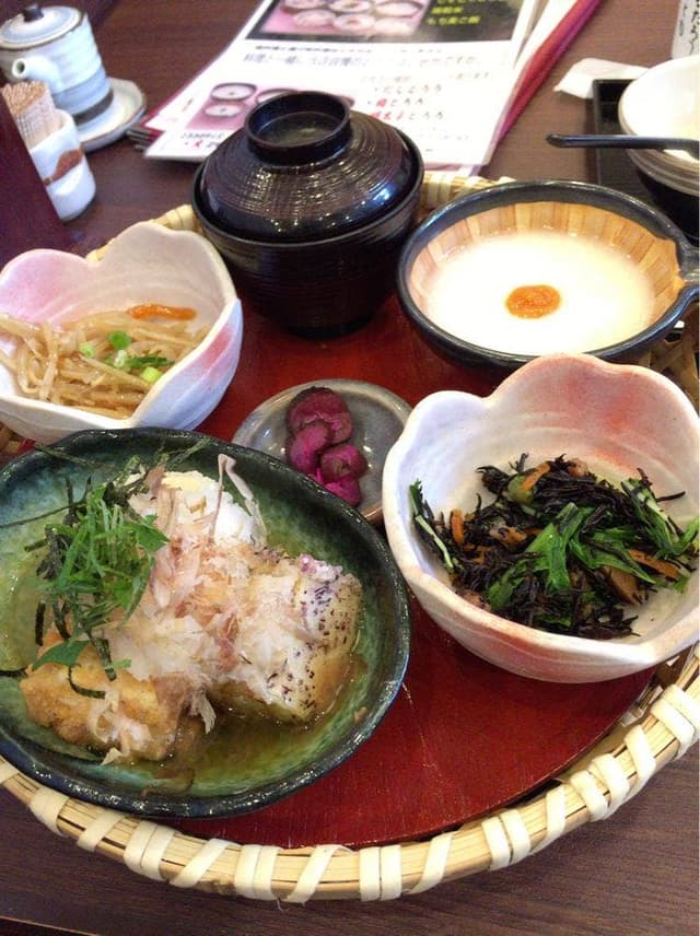 ご飯ととろろ とろ麦 おのだサンパーク店 - サブ画像3