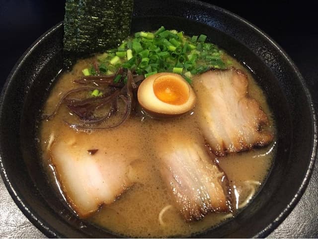 黒味拉麺 - サブ画像1