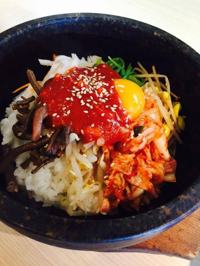 韓国食堂十八番 保田窪店 - サブ画像1