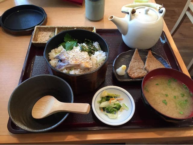 えひめ宇和島海賊どんぶり 川越クレアモール店 - サブ画像2