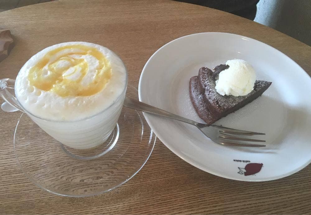 カフェ ドルチェ