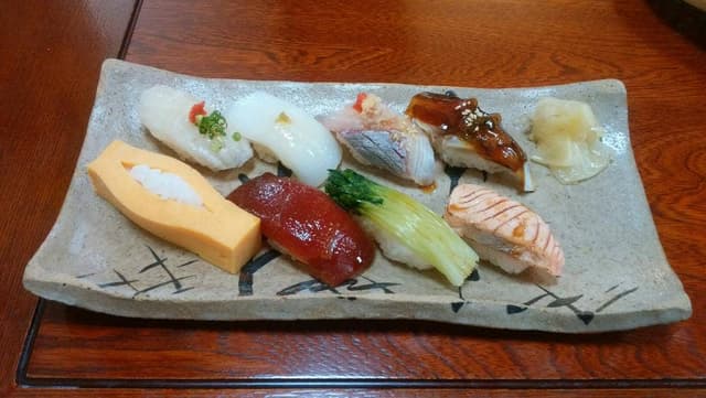 銀鮨 - サブ画像3