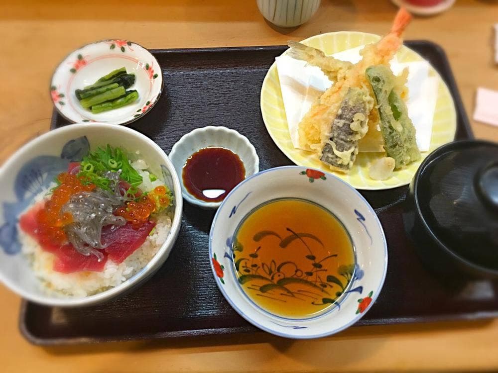 割烹 秋よし