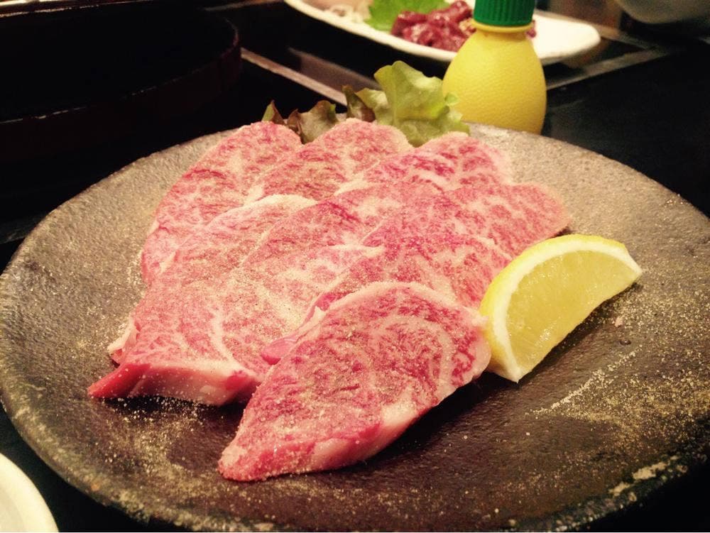 七輪焼肉 炭や 本店