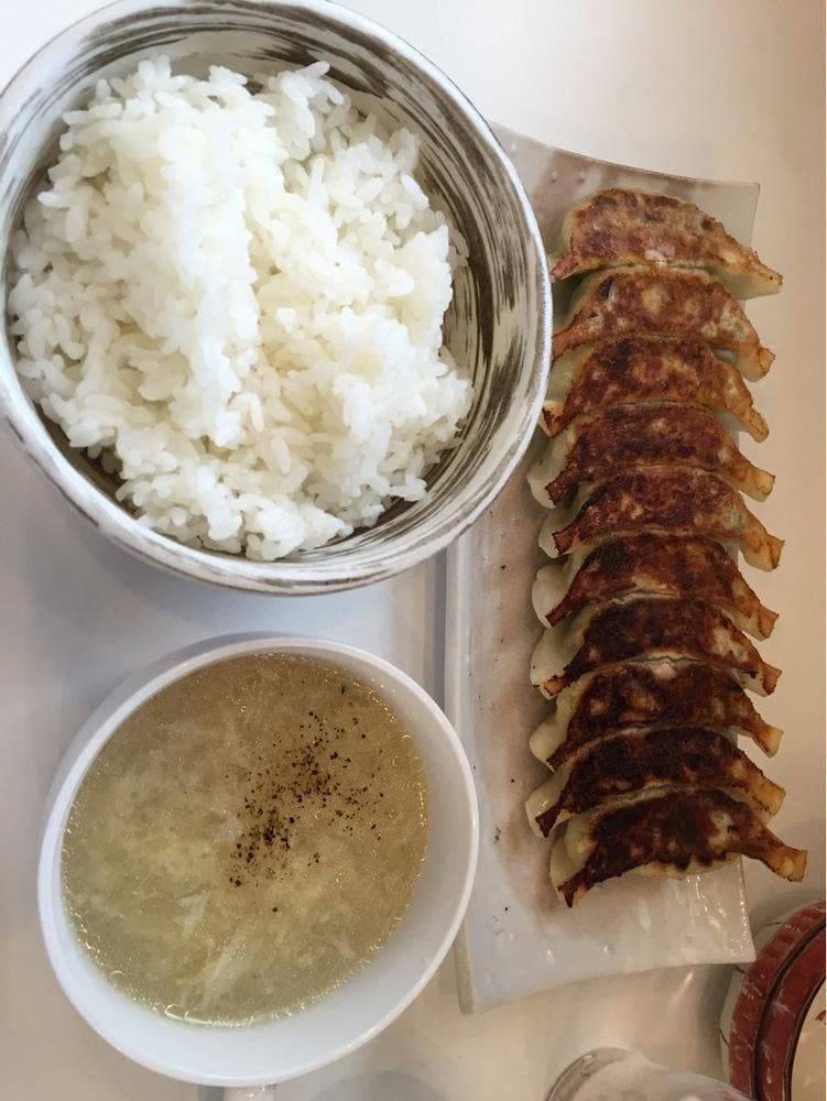 ひろしの餃子亭