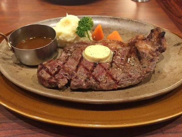 ロイヤルホスト 草津店 - サブ画像1