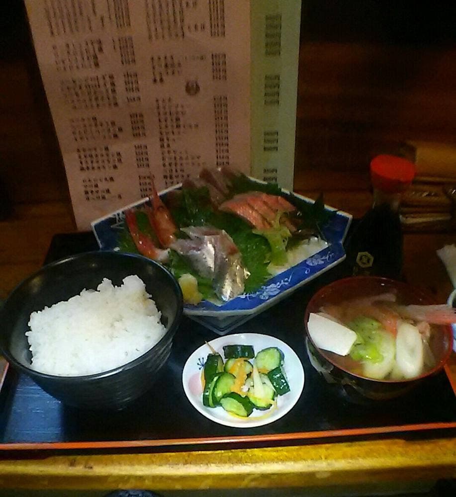 炭火焼きホロスケ