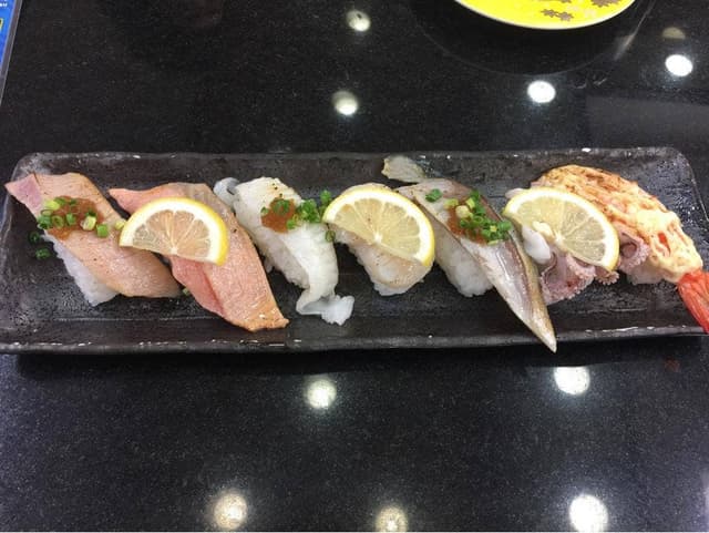 ジャンボおしどり寿司 磯子店 - サブ画像3