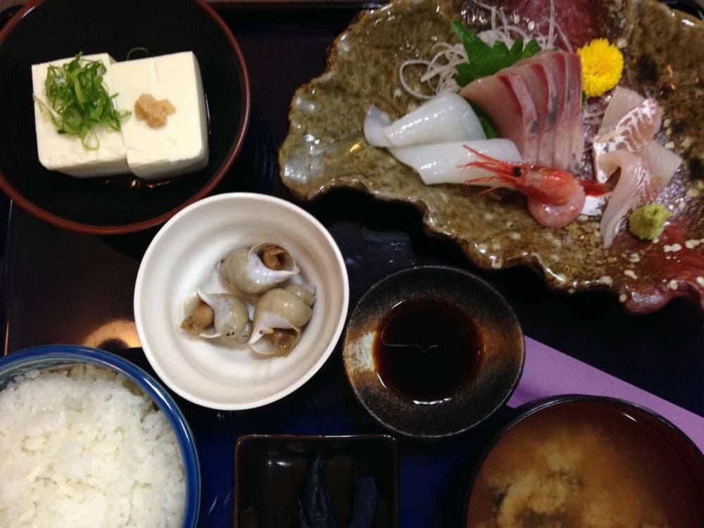 堀内食堂