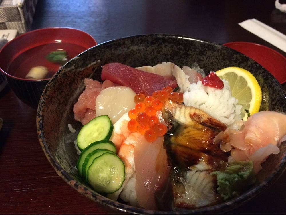 すし成