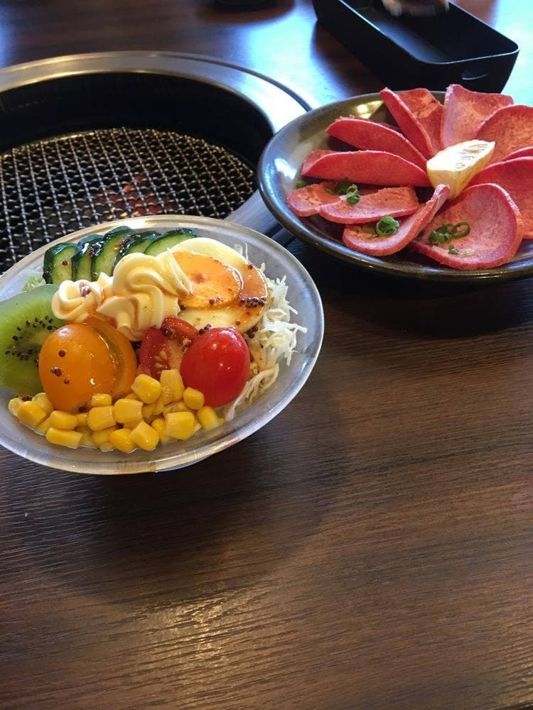 焼肉・ホルモン 出芽金