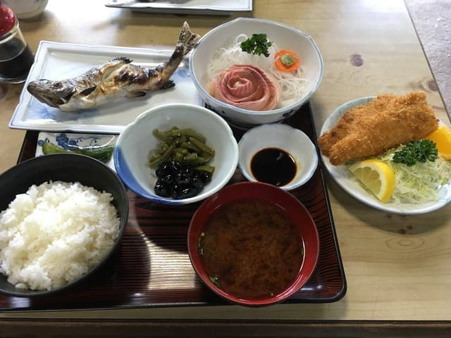 神越渓谷食堂 - サブ画像1