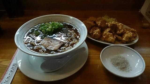 栄光ラーメン - サブ画像2