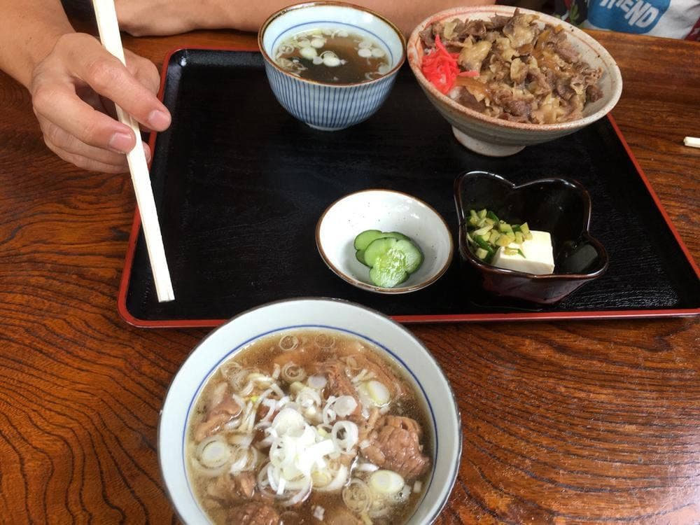 崖淵 鉄火めん