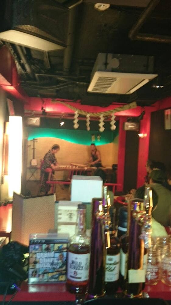 和楽器BAR 龍宮
