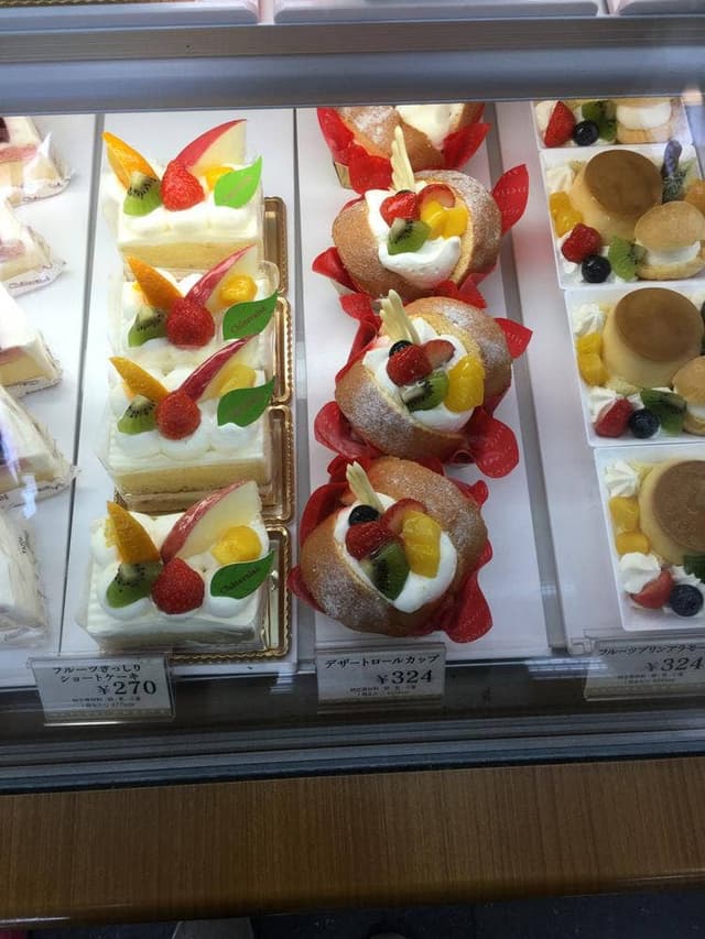シャトレーゼ 龍野店 - サブ画像2