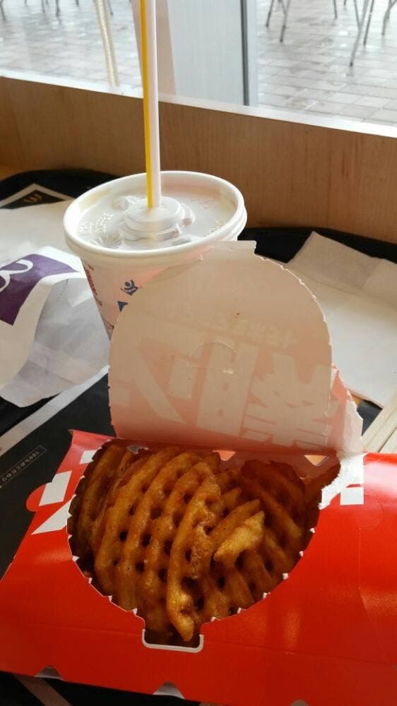 マクドナルド イオンタウン防府店
