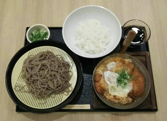 あまどん キューズモール店 - サブ画像1