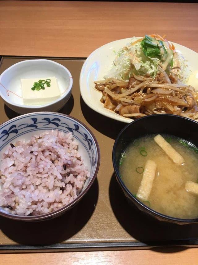 やよい軒 稲毛山王店 - サブ画像2