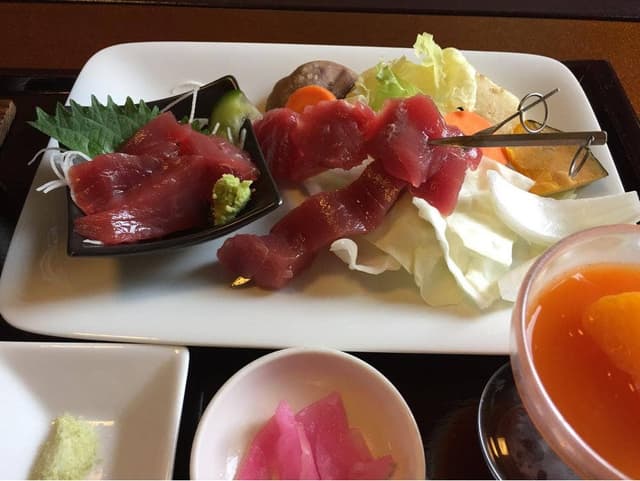 西海岸の旬料理の店 お食事処 匠屋 - サブ画像1