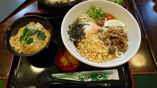 得得うどん 伊丹店 - サブ画像1