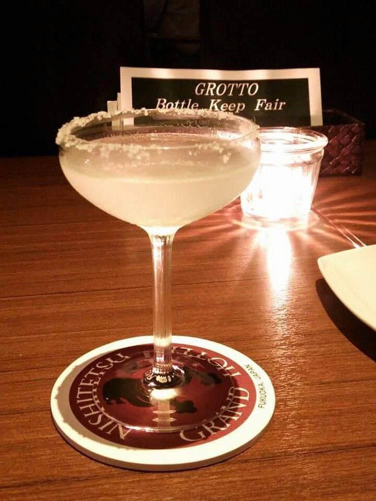 Bar Lounge GROTTO
