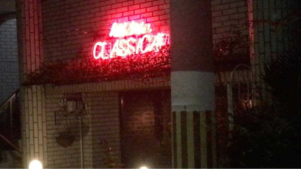 bar CLASSICAL