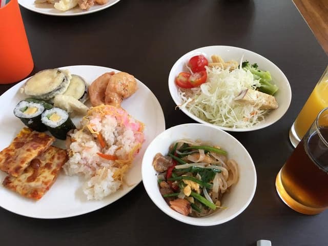 バイキングレストラン ここっとキッチン - サブ画像1