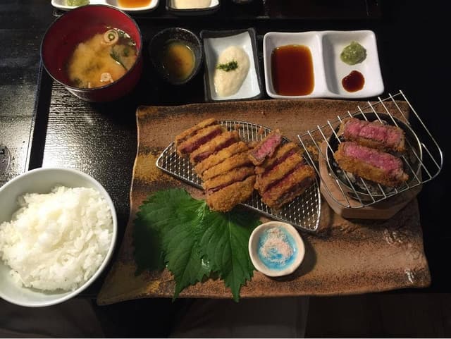 炭火焼肉 天神 - サブ画像1