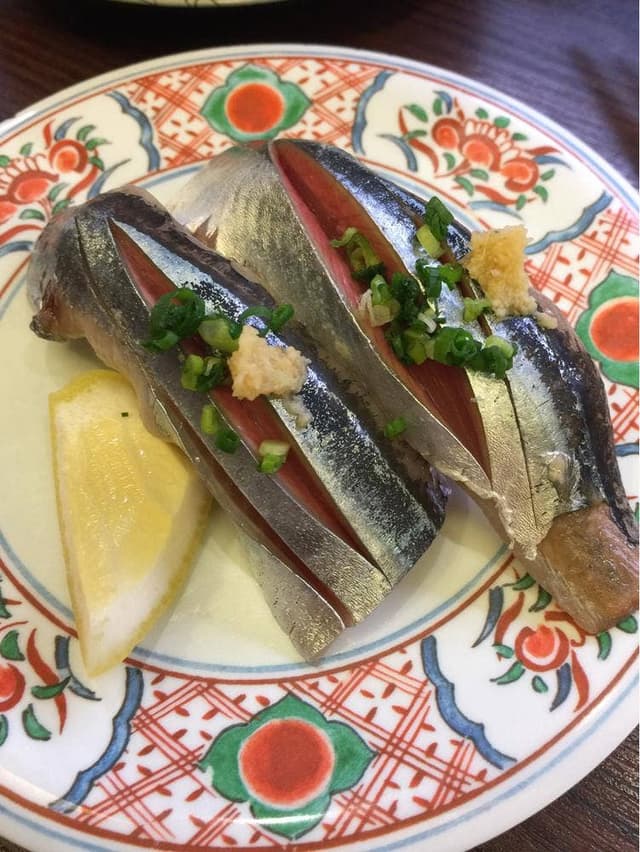 まわる寿司市場 長浜店 - サブ画像1
