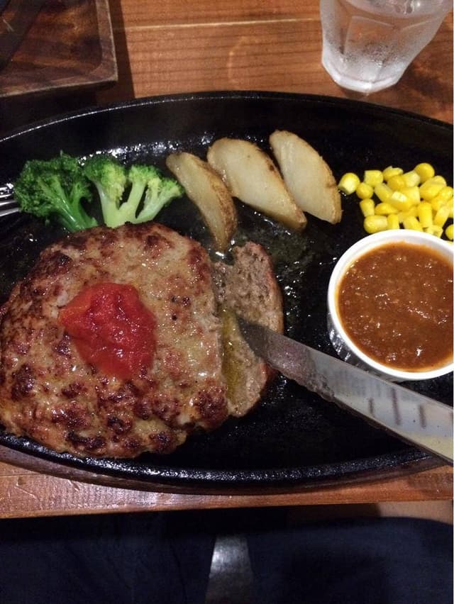 JUMBO STEAKHAN'S 名護十字路店 - サブ画像1