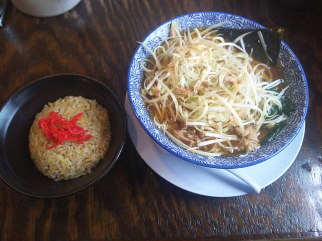 中華そば 満月 豊栄店 - サブ画像1
