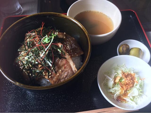 黒毛和牛焼肉 壱 - サブ画像1