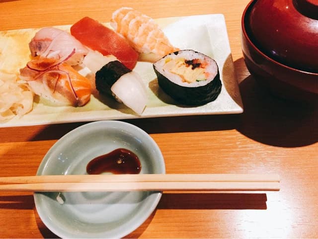 三府鮨 阪急茨木店 - サブ画像3