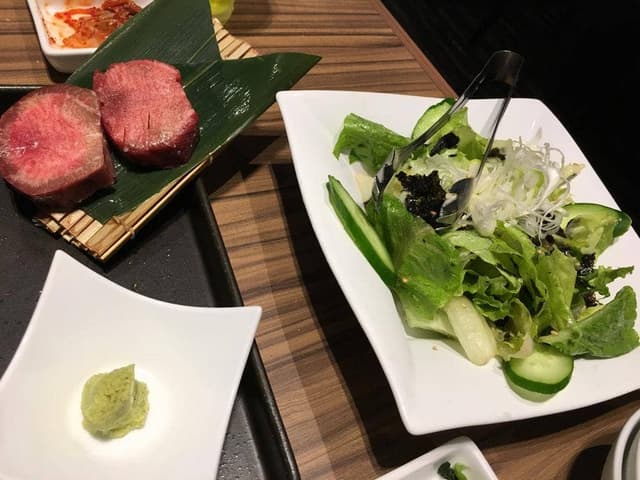 牛角 松井山手ソフィアモール店 - サブ画像1