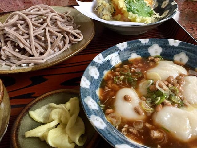 つるよしそば - サブ画像1