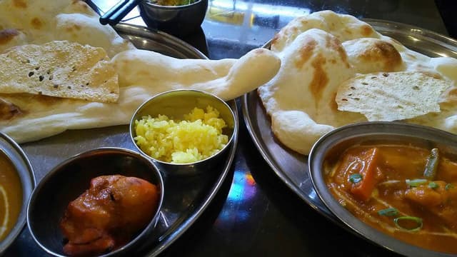 インドレストラン SURAJ 深井店 - サブ画像1