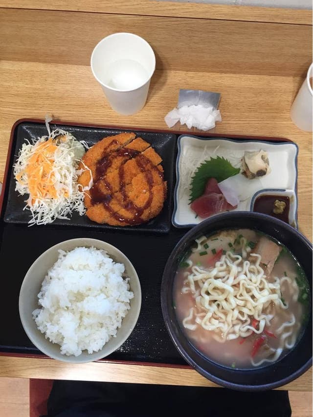 宜野湾ゆいマルシェ えいと食堂 - サブ画像3