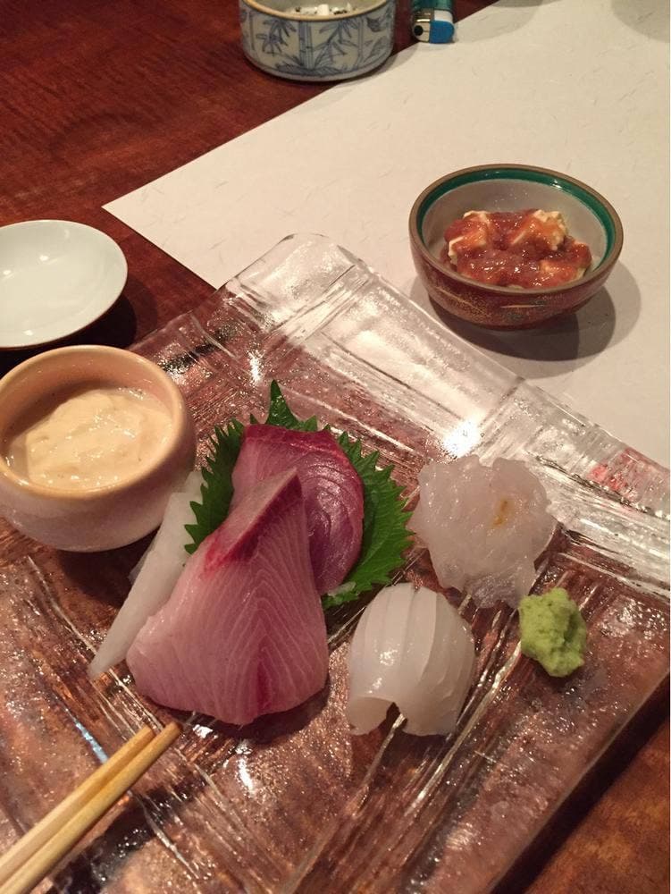 虹や