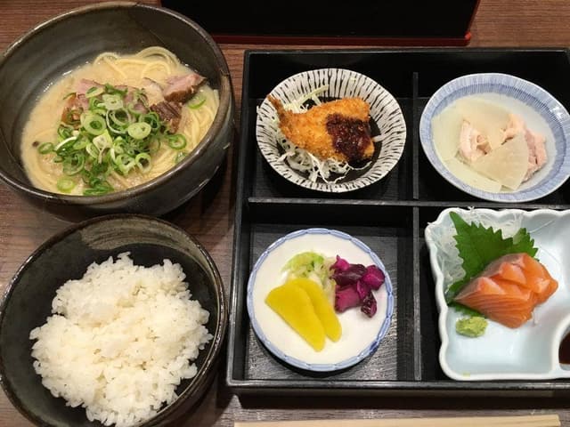 創作個室居酒屋 すぎうら京都駅前店 - サブ画像1