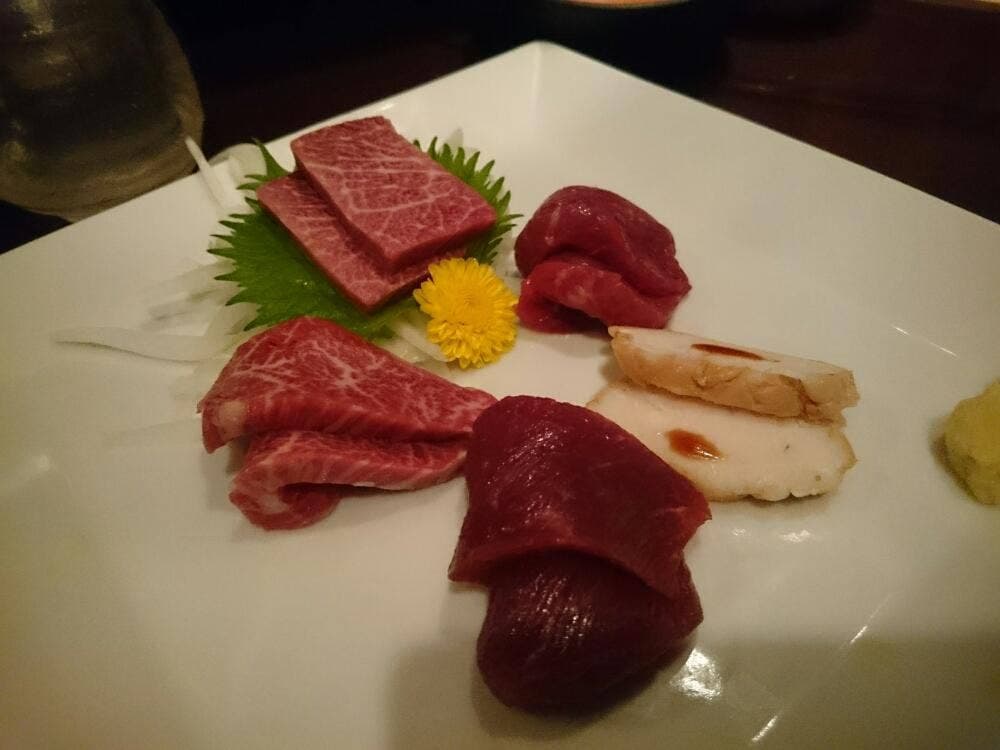 馬肉料理 仲巳屋 本店