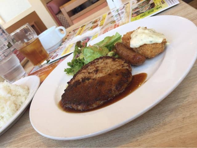 ガスト 宮崎フェニックスガーデン店 - サブ画像2