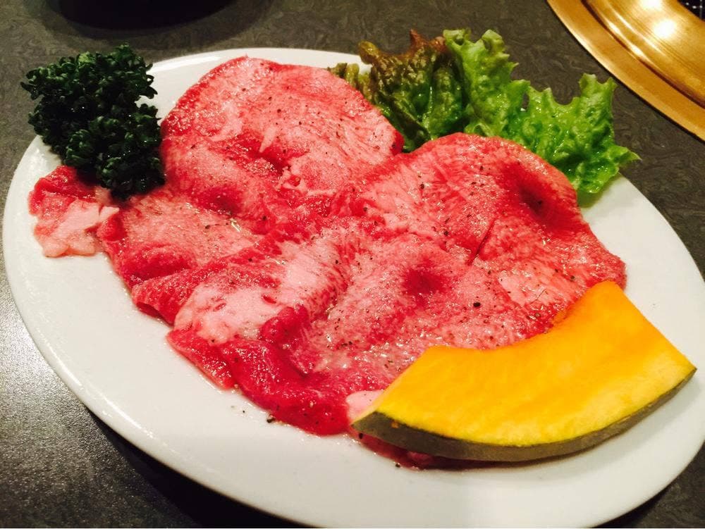 牛専華