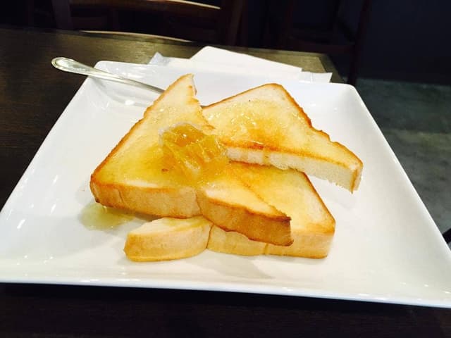 ポエトリーカフェ 武甲書店 - サブ画像2