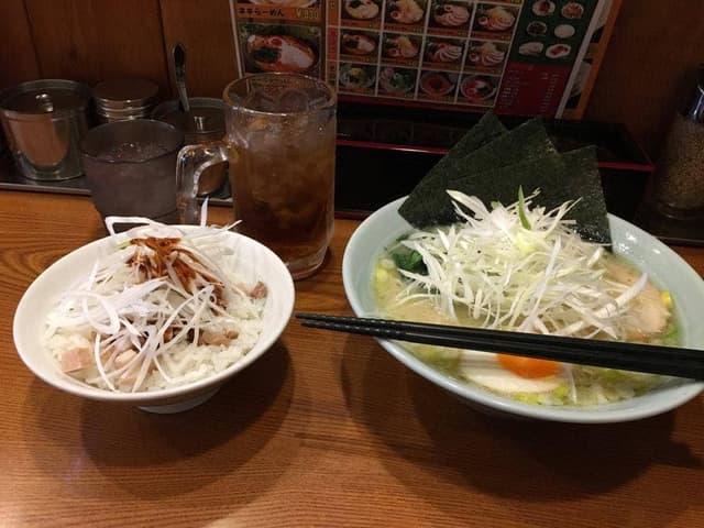 横浜ラーメン 一八家 - サブ画像2