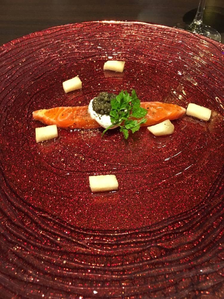 エス 小林