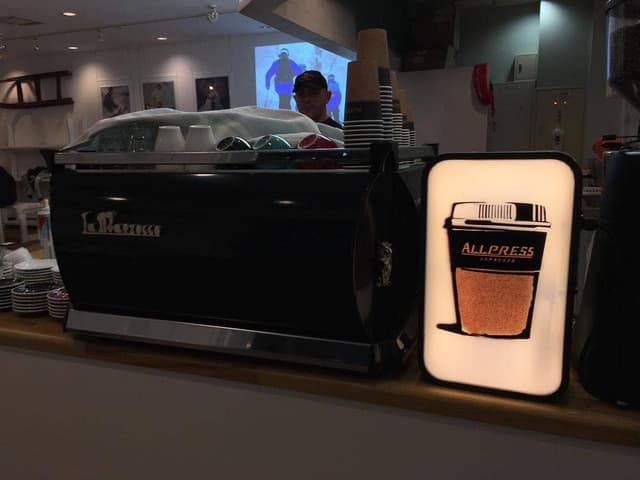ダブルブラックカフェ - サブ画像3